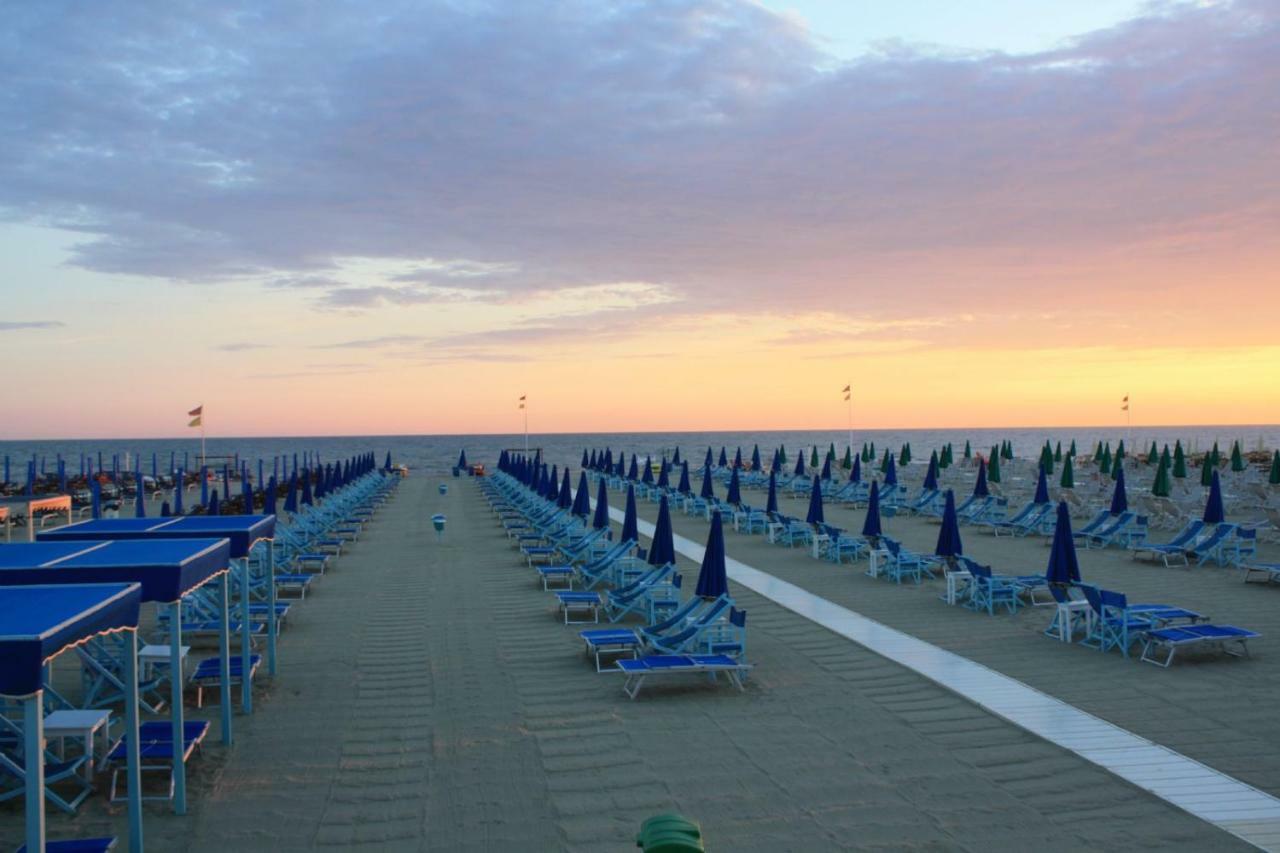 Casavacanza Villa D Funny Viareggio Exterior photo